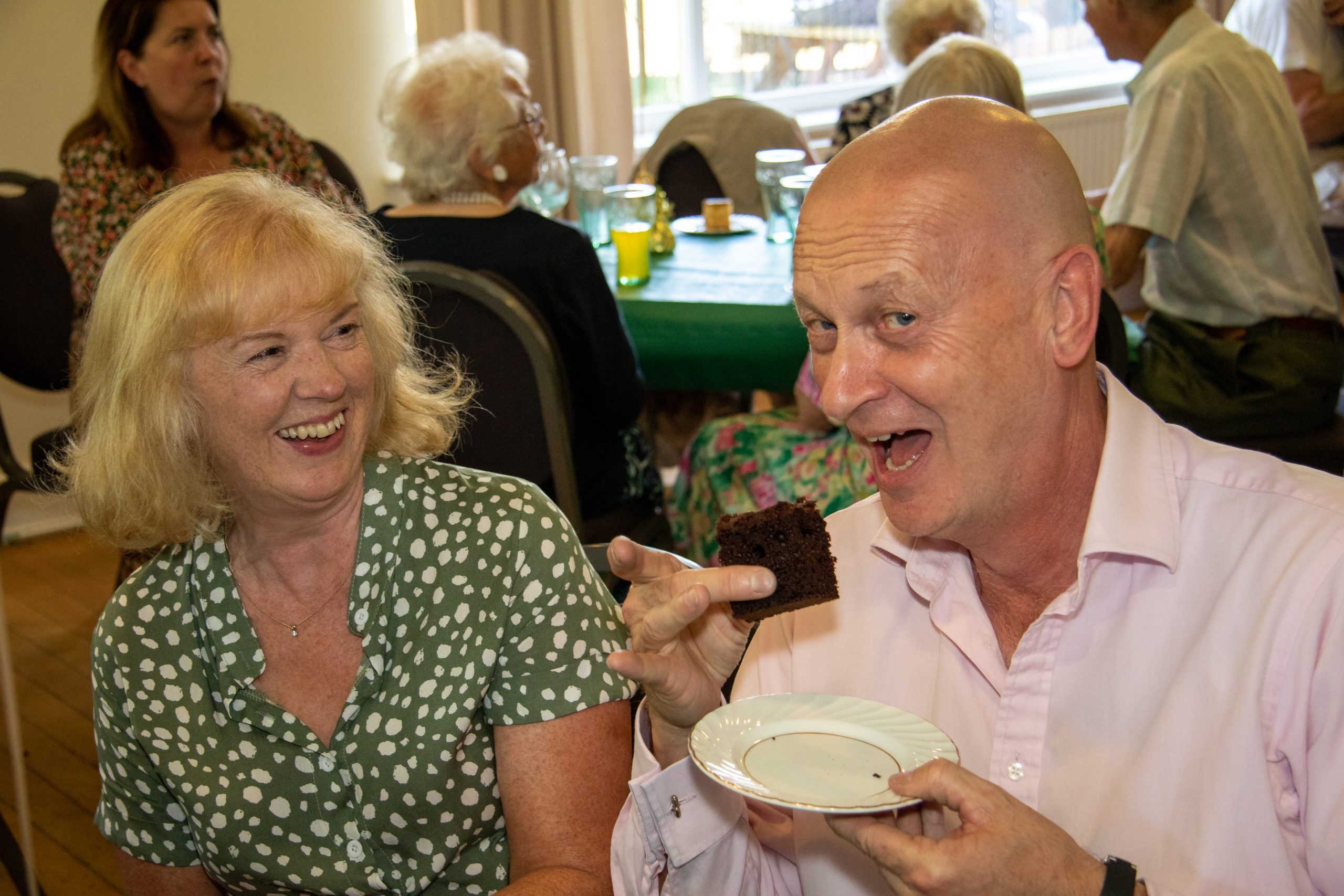 Contact Roger Chapman Photography